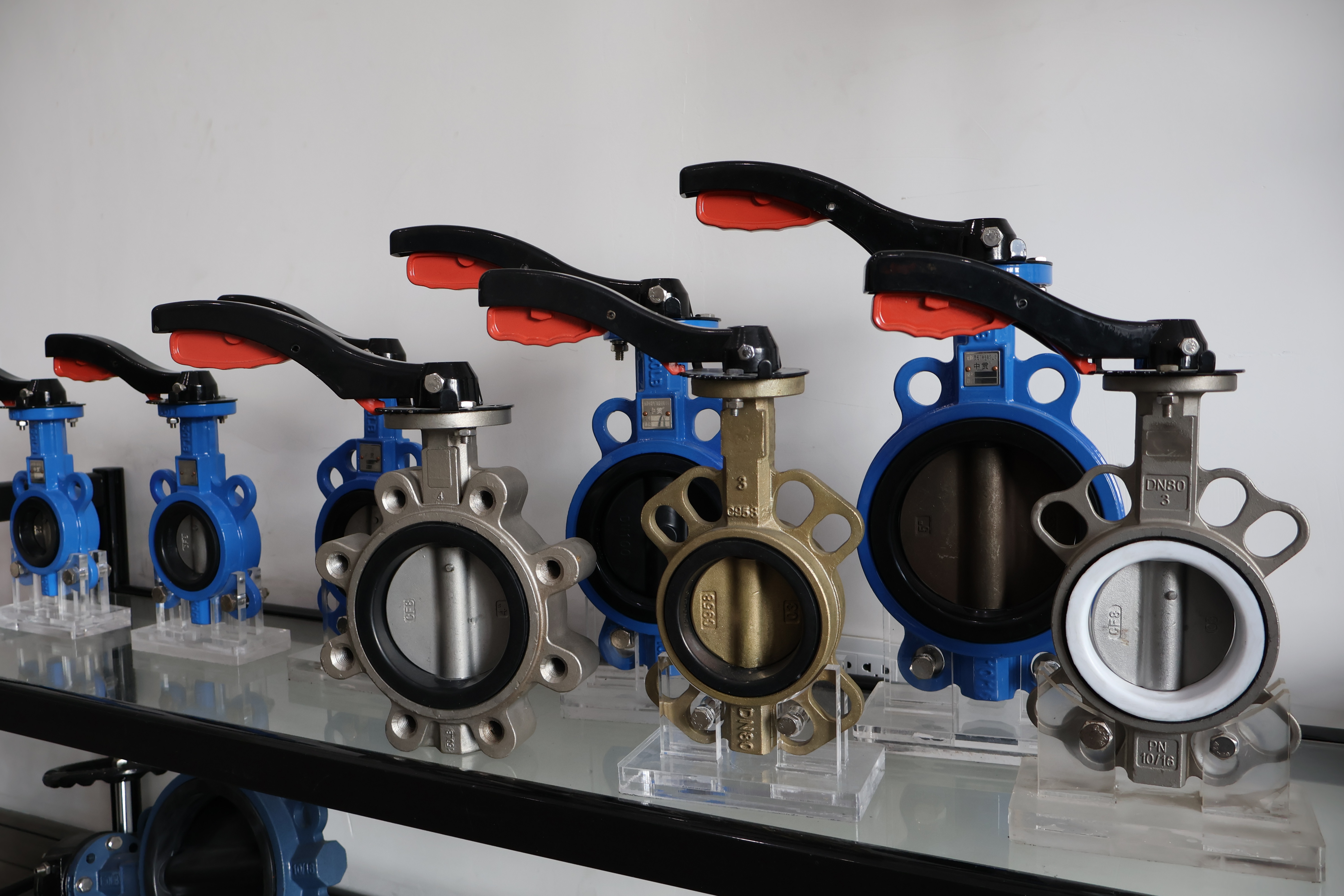 भल्भहरू खरिद गर्दा तपाईंले जान्नै पर्ने कुराहरू: अन्धकारमा तपाईंको पैसा बर्बाद नगर्नुहोस्!